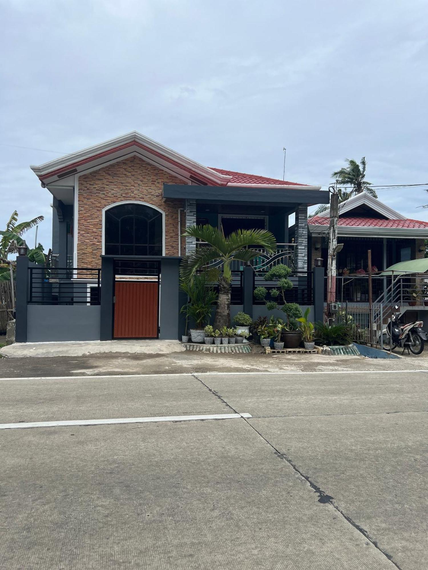 Luxury Vacation House Oceanfront In Lila, Bohol Hotel Exterior photo